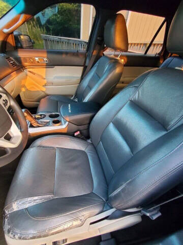 2012 Ford Explorer
