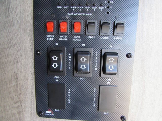 2022 Forest River 270FKS