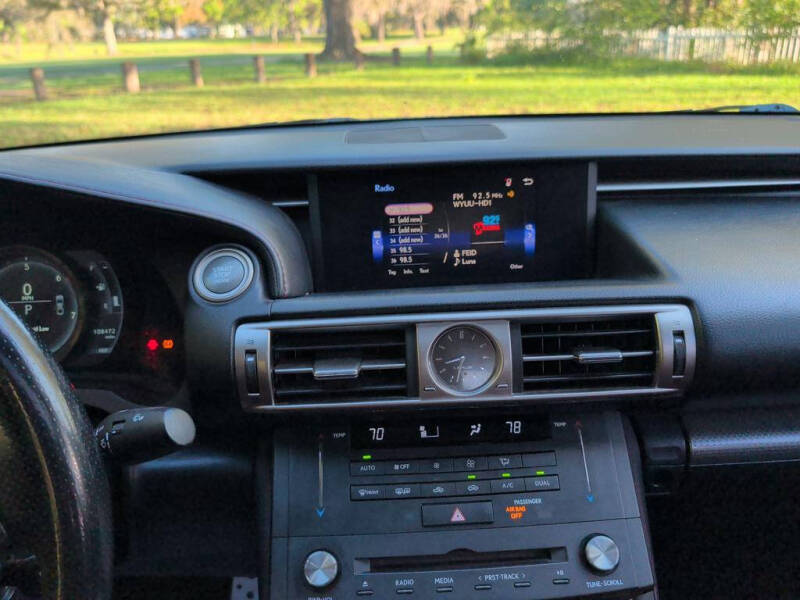 2016 Lexus IS 200t
