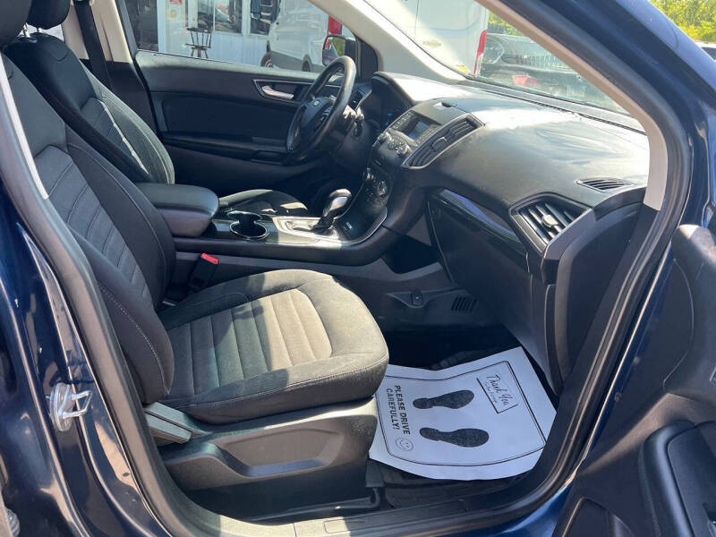 2017 Ford Edge SE