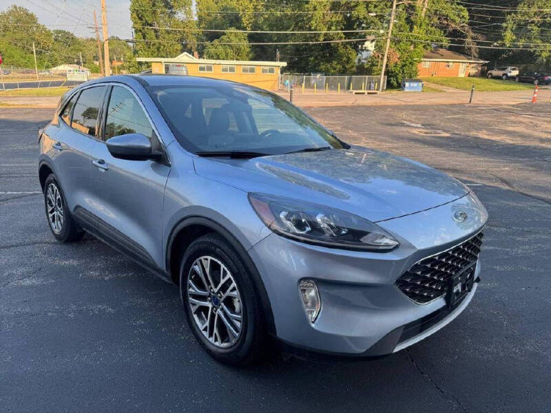 2022 Ford Escape SEL's photo