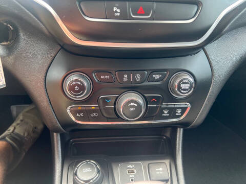 2020 Jeep Cherokee Latitude
