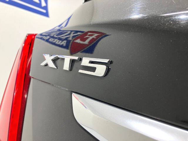 2017 Cadillac XT5 Luxury