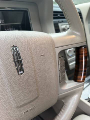 2008 Lincoln Navigator