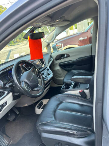 2019 Chrysler Pacifica Touring L