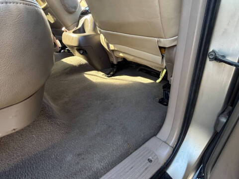 2002 Toyota Sequoia SR5