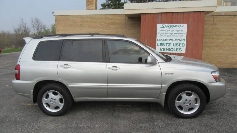 2004 Toyota Highlander for sale at LENTZ USED VEHICLES INC in Waldo WI