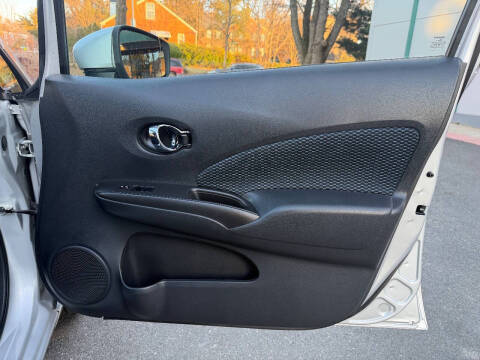 2017 Nissan Versa Note SV