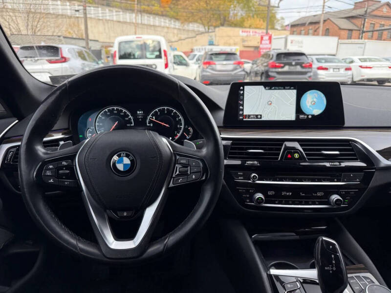 2018 BMW 5 Series 540i xDrive