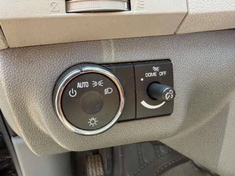 2011 Chevrolet Traverse LS