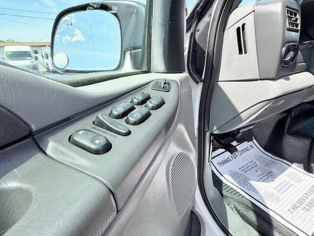 2003 Ford Excursion XLT