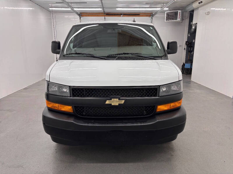 2023 Chevrolet Express 3500