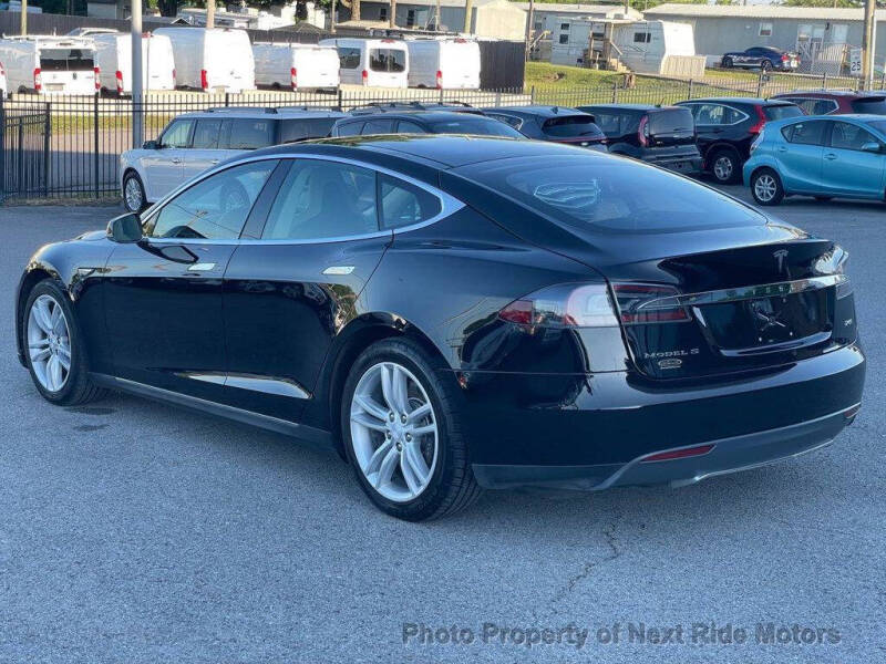 2013 Tesla Model S Performance