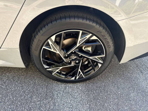 2025 Kia K5