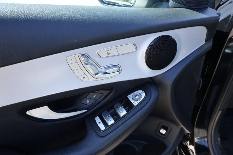 2021 Mercedes-Benz GLC GLC 300