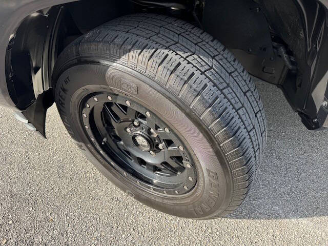 2020 Toyota Tacoma TRD Sport