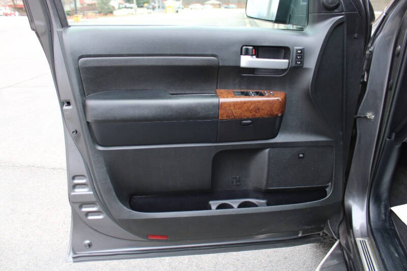 2013 Toyota Tundra Platinum