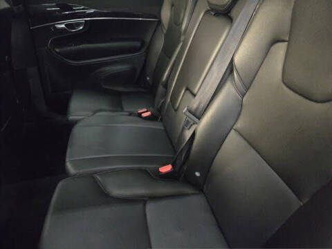 2019 Volvo XC90 T5 Momentum