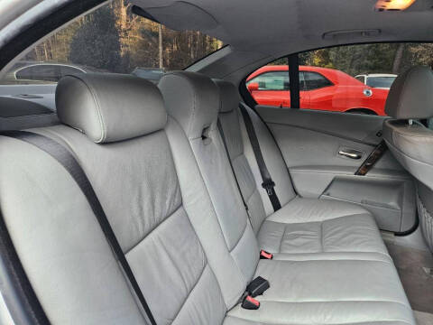 2004 BMW 5 Series 525i