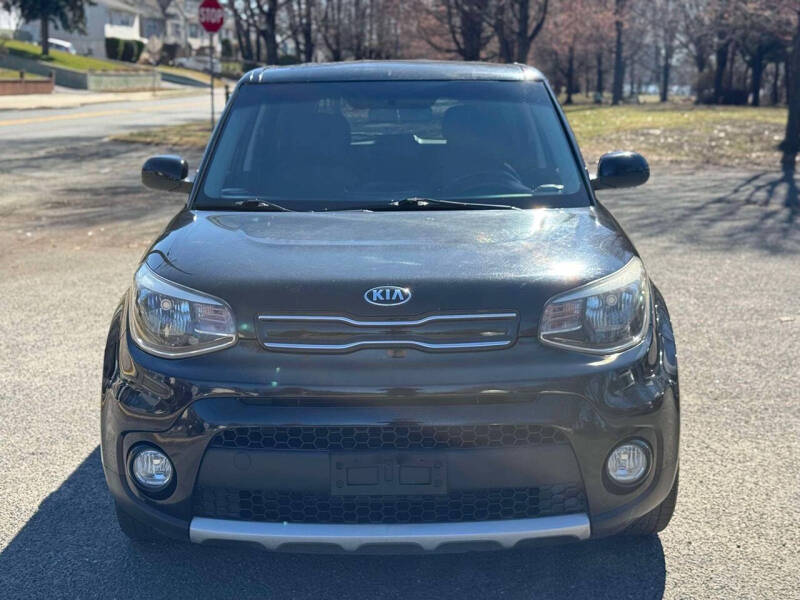 2019 Kia Soul +