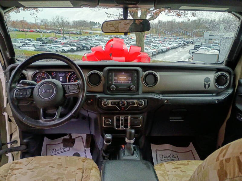 2020 Jeep Gladiator Sport