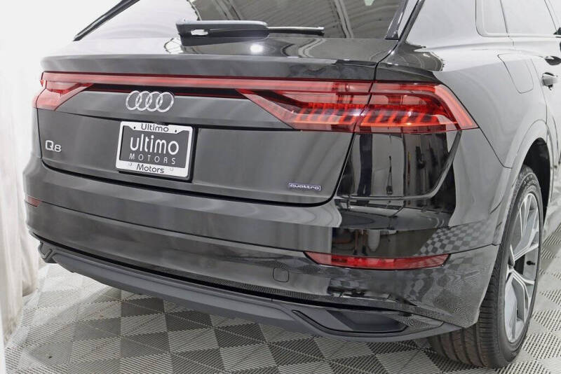 2020 Audi Q8 quattro Premium 55 TFSI
