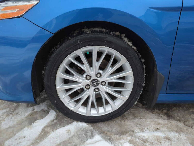 2019 Toyota Camry XLE