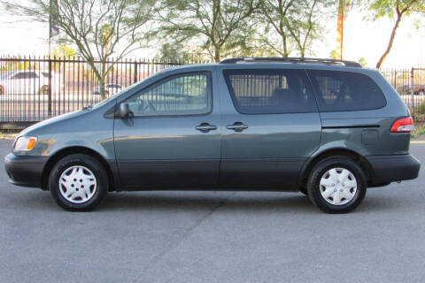 2002 Toyota Sienna CE