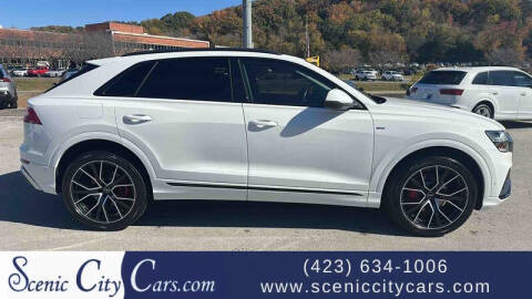 2022 Audi Q8 quattro Premium Plus 55 TFSI