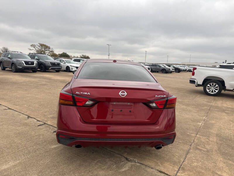 2019 Nissan Altima 2.5 Platinum
