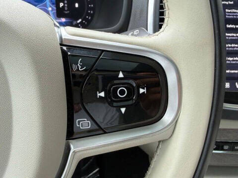 2023 Volvo XC90 B6 Core