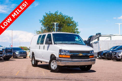 2022 Chevrolet Express 2500
