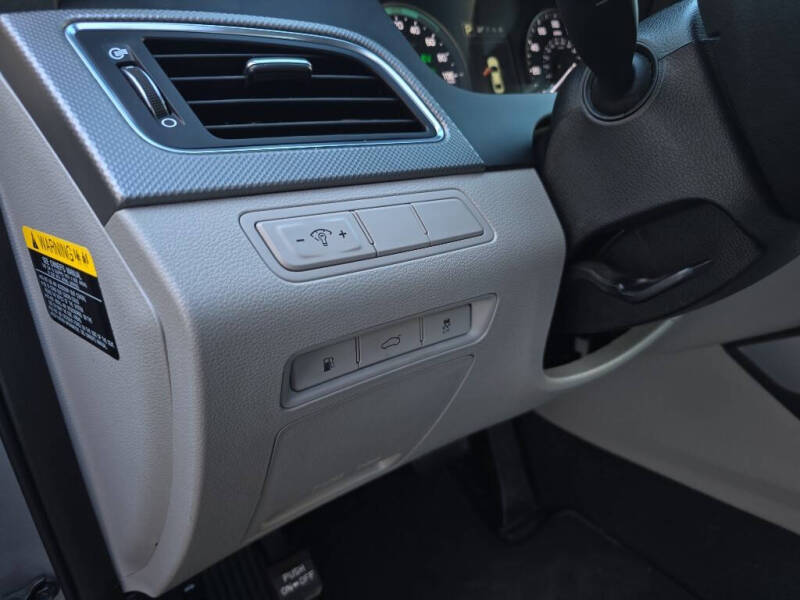 2016 Hyundai Sonata Hybrid SE