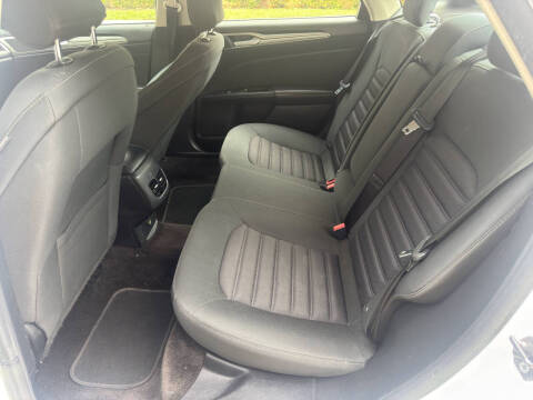 2018 Ford Fusion Hybrid SE