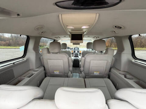 2008 Chrysler Town and Country Limited