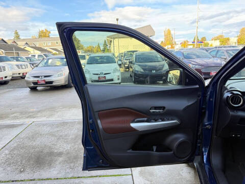 2018 Nissan Kicks SR