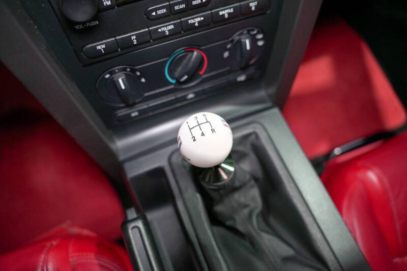 2005 Ford Mustang GT Premium