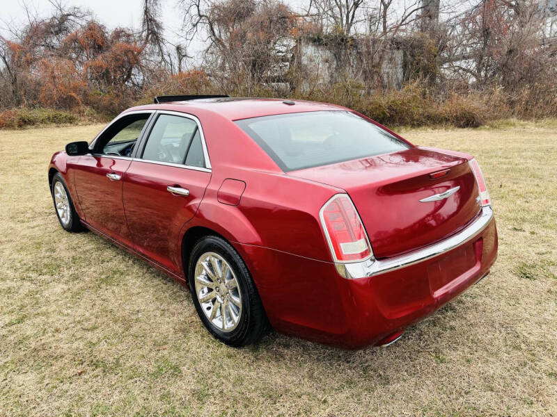 2012 Chrysler 300 Limited