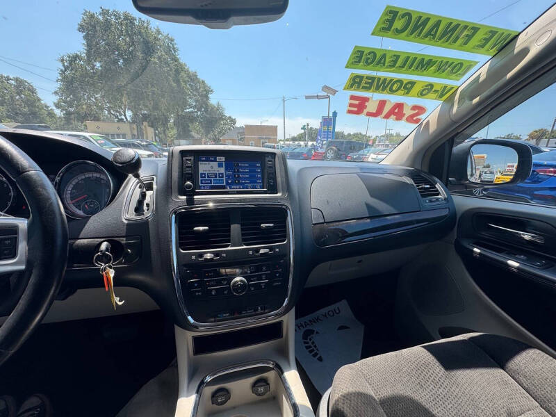 2012 Dodge Grand Caravan Crew