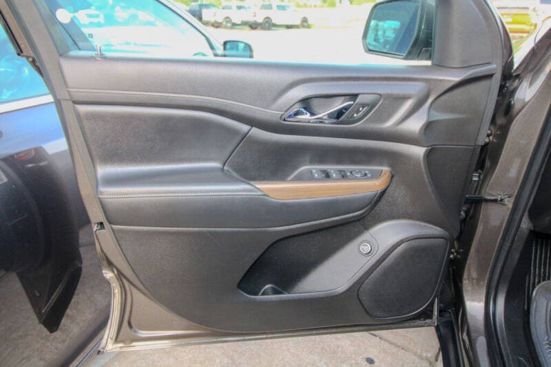 2020 GMC Acadia SLE