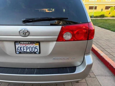 2010 Toyota Sienna