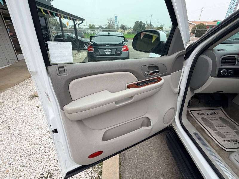 2009 GMC Yukon XL SLE