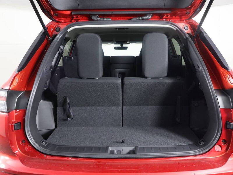 2025 Mitsubishi Outlander ES