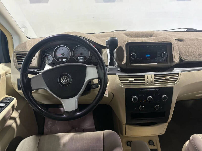 2009 Volkswagen Routan