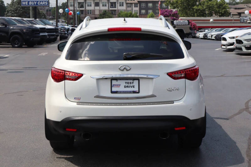 2015 Infiniti QX70