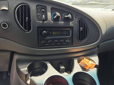 2006 Ford E-Series E-350 SD XL