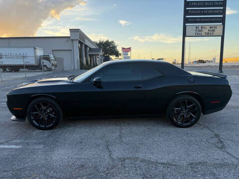 2021 Dodge Challenger SXT