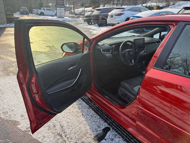 2019 Toyota Corolla Hatchback SE