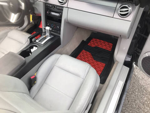 2007 Ford Mustang V6 Deluxe