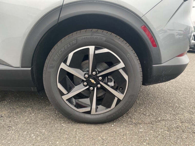 2026 Chevrolet Equinox EV LT 2